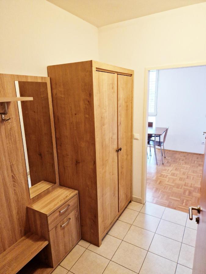 Apartments And Studios Perunika Moravske-Toplice Eksteriør bilde